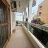 Villa à vendre aux Almadies juste derrière Philippe Moris thumb 5