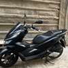 Moto Pcx nouveau modèle ( moteurs jamais ouvert ) thumb 1