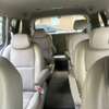 Kia carnival thumb 2
