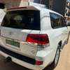 Toyota Land Cruiser 2017 thumb 7