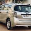 Toyota verso 2011 thumb 2