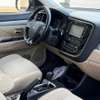 Mitsubishi Outlander 7 places 2016 thumb 3