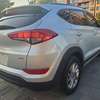 Hyundai Tucson full options version 4x4 thumb 2