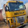 Renault magnume 26 tone 2012 thumb 0