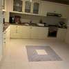 Appartement triples à louer à côté Pullman thumb 2