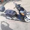 Yekh Gnak Moto Honda SH en très bon état. thumb 7