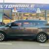 Kia carnival 2017 thumb 0