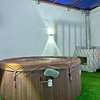 Studio haut standing avec jacuzzi au virage thumb 2