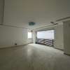 Appartement neuf  à louer sur l'avenue blaise Diagne thumb 8