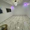 Tres belle salon a louer thumb 2
