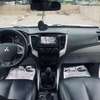 Mutsibishi L200 2016 thumb 3