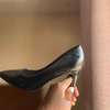 Chaussures talons noirs élégants silhouette affinée thumb 1