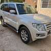 Mitsubishi Pajero 2015 thumb 0