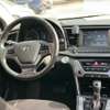 Hyundai elantra thumb 11