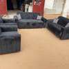 Fauteuils, canapés salons spacieux  , importé thumb 4