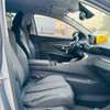 Peugeot 3008 2019 thumb 4