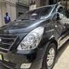 Bus Hyundai Starex 12 places  avec chauffeur thumb 7