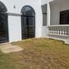Villa à louer aux Almadie Ngor 4 chambres thumb 1