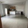 Maison moderne 5 chambres 4 salles de bain lumineuse thumb 2