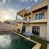 Villa meublée R+1 à vendre à Ngaparou thumb 0