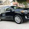 KIA SEDONE 2016 (voiture familiale) thumb 1