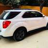 Chevrolet SUV blanc spacieux et confortable thumb 6
