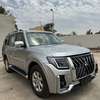 Mitsubishi Pajero 2018 thumb 11