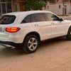Mercedes glc 300 thumb 2