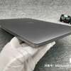 MacBook Pro 2019 13,3 pouces thumb 5
