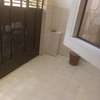 Appartement en forme de villa a Mermoz thumb 5