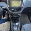 Peugeot 2008 2016 thumb 3