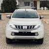 Mutsibishi L200 2016 thumb 1