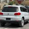 Volkswagen Tiguan thumb 1