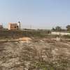 Terrain a vendre Lac Rose en face du lac thumb 0