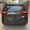 Jeep Cherokee thumb 4