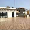 Grande villa à louer aux Almadies thumb 5