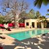 Villa avec piscine a vendre a Ngaparou thumb 8
