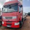 Renault camion 2012 thumb 4