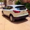Nissan rogue thumb 4
