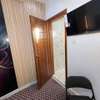 Belle et spacieuse chambre au Point E thumb 14