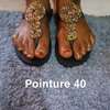 Nu pieds et sandales Massaï thumb 2