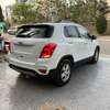 Chevrolet trax thumb 3
