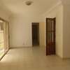 Villa R+1 de 4 chambres salon à NGOR thumb 7