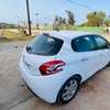 Peugeot 208 thumb 3