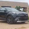 Toyota C-HR SUV compact noir jantes alliage sport thumb 8