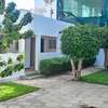 VILLA RÉSIDENTIELLE A LOUER NGOR ALMADIES thumb 1