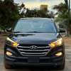 Hyundai tucson thumb 6