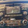 Nissan rogue thumb 10