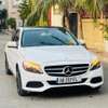 Mercedes benz c300 New présidentiel thumb 3