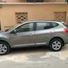 Nissan Rogue thumb 1